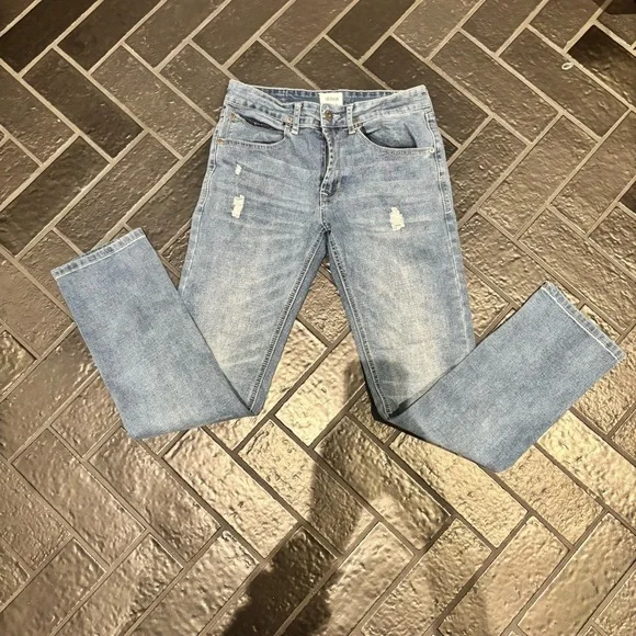 Junior Hudson size 16 distressed straight leg Jeans - Picture 2 of 7